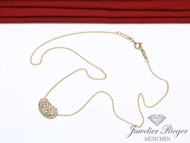 Bild 4 der Galerie: Tiffany & Co. Collier Elsa Peretti Bean 14,8 mm breit Gelbgold 750 Diamanten