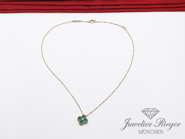 Bild 4 der Galerie: Van Cleef & Arpels Collier Vintage Alhambra Gelbgold 750 Malachit Holiday