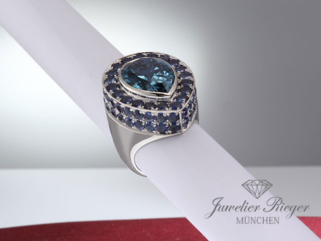 Bild 5 der Galerie: Wundervoller Ring Weissgold 750 Topas & blaue Saphire Gr. 56 Gold