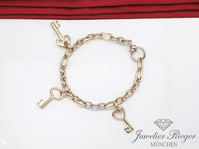 Pomellato Armband Gelbgold Weissgold Rosegold 750 3 Schlüssel Länge 22 cm Gold Pomellato Armband Gelbgold Weissgold Rosegold 750 3 Schlüssel Länge 22 cm Gold