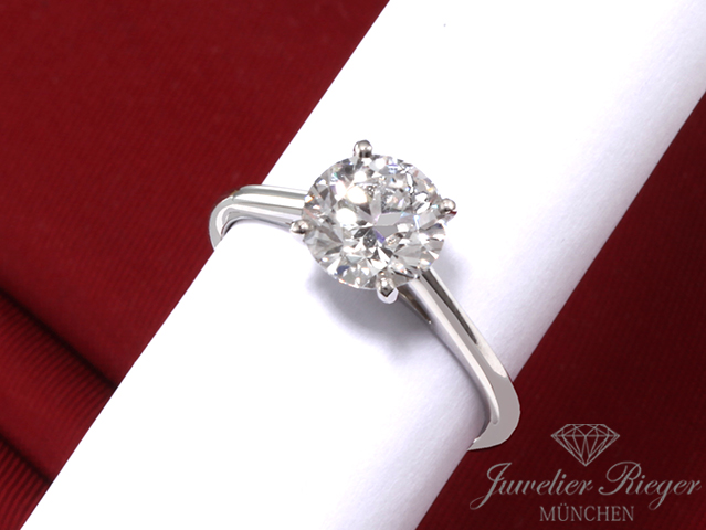 Bild 3 der Galerie: De Beers Solitär Ring DB Classic Platin 950 Diamant 1,50 ct. Brillant Gr. 52