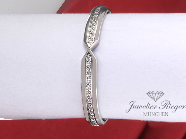 Bild 2 der Galerie: Tiffany & Co. Ring Nesting Narrow Band Platin 950 Diamanten Gr 63,5 Platinum