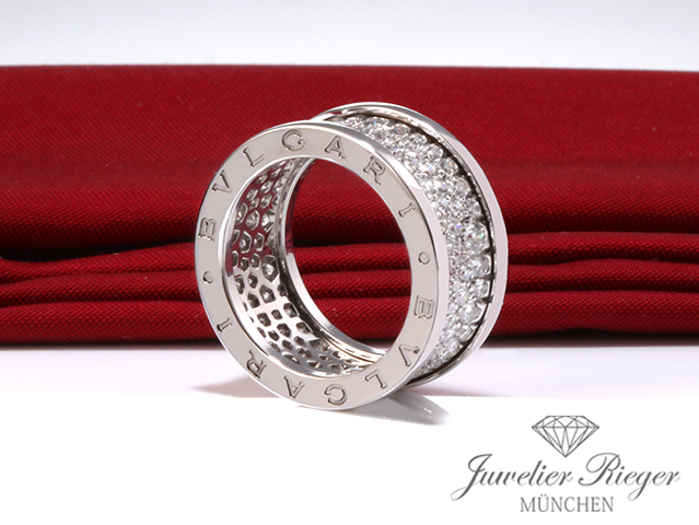 Bild 2 der Galerie: Bvlgari Ring B-Zero 1 Breites Modell Weissgold 750 Diamanten ca. 2,35 ct. Gr 54