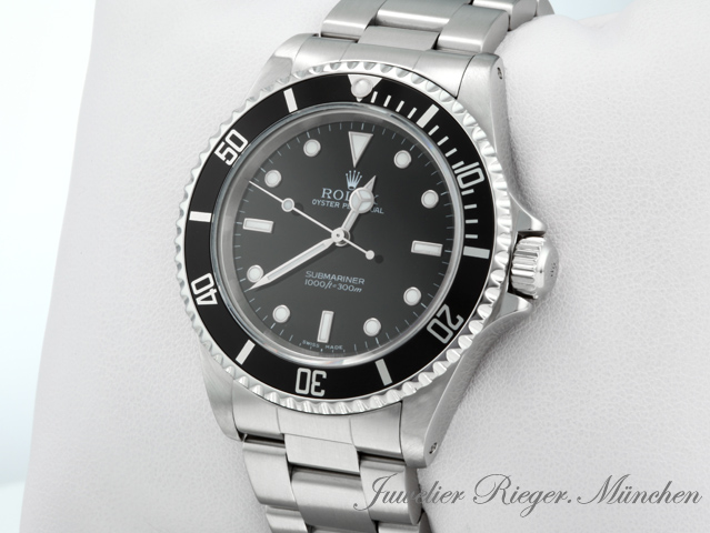 Bild 2 der Galerie: Rolex Submariner 14060 M Edelstahl 2005 Automatik Taucheruhr Herrenuhr Stahl