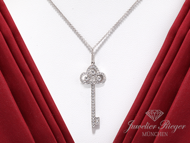 Bild 1 der Galerie: Tiffany & Co. Keys Fleur de Lis Platin 950 Diamanten Tiffany-Weissgold-Kette