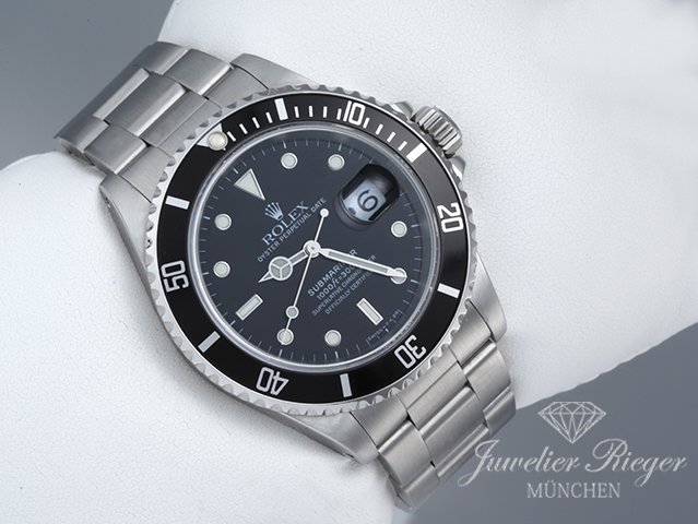Bild 3 der Galerie: Rolex Submariner Date 16610 1990 Military LC902 Nato Base Edelstahl Automatik Taucheruhr Herrenuhr Stahl