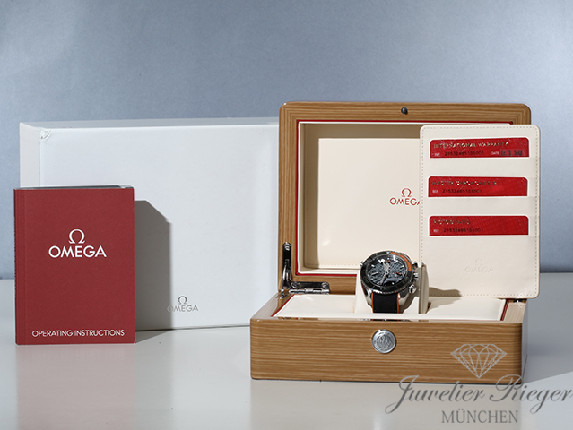 Bild 8 der Galerie: Omega Seamaster Planet Ocean Chronograph 215.32.46.51.01.001 2018 Automatik