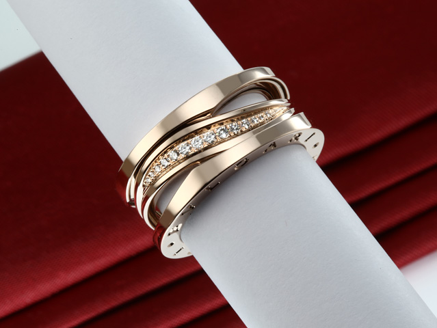 Bild 1 der Galerie: Bvlgari Ring B-Zero 1 Legend Rosegold 750 Diamanten Gr 51 2018 Bulgari Damen