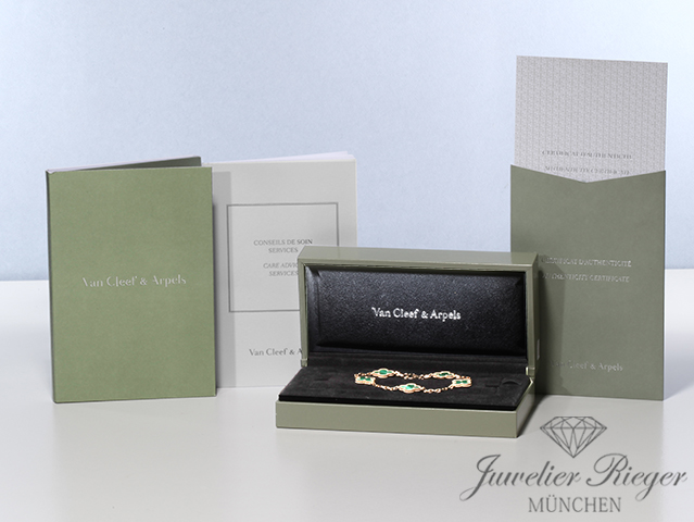 Bild 5 der Galerie: Van Cleef & Arpels Armband Vintage Alhambra Gelbgold 750 Malachit VCARL80900