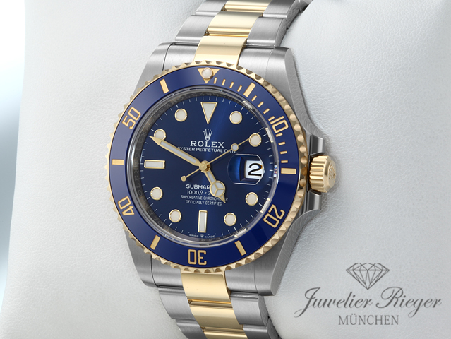 Bild 2 der Galerie: Rolex Submariner 41 126613LB 2020 Edelstahl Gelbgold 750 Automatik Stahl Gold