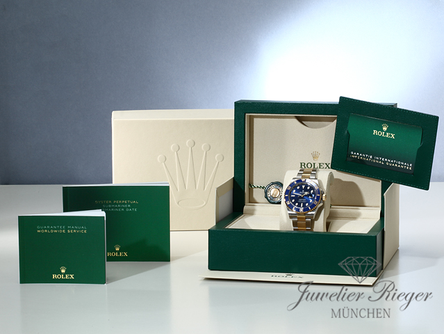 Bild 7 der Galerie: Rolex Submariner 41 126613LB 2020 Edelstahl Gelbgold 750 Automatik Stahl Gold