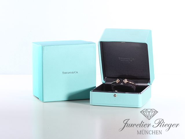 Bild 5 der Galerie: Tiffany & Co. Armreif Keys Fleur de Lis Rosegold 750 Gr Medium Diamanten 0,12 ct