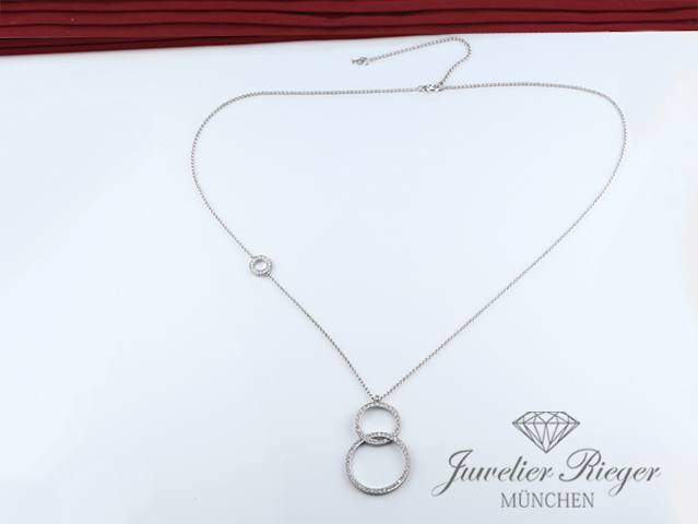 Bild 3 der Galerie: Piaget Collier Possession Weissgold 750 Diamanten Brillanten Halskette Gold