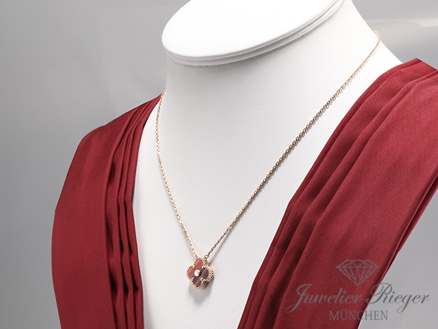 Bild 5 der Galerie: Van Cleef & Arpels Collier Vintage Alhambra Rosegold 750 Holiday Edition 2017