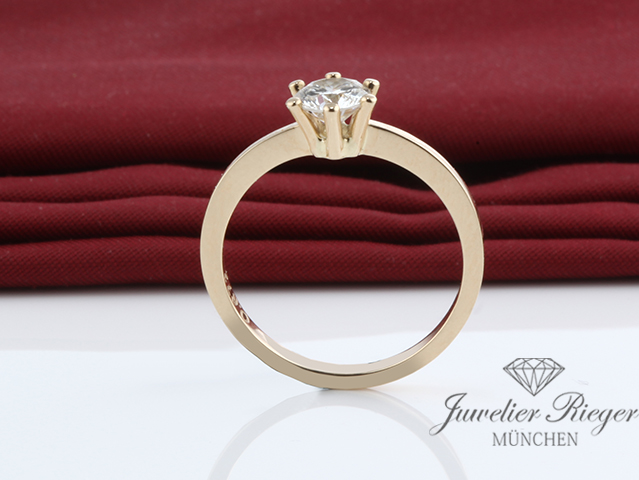 Bild 4 der Galerie: Wundervoller Solitär Ring Gelbgold 750 Diamant 0,67 ct Brillant Gr. 55 Gold