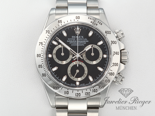 Uhransicht von vorne, hauptsächlich das Zifferblatt und die Lünette sichtbar. Rolex Daytona 116520 Edelstahl 2006 Chronograph Automatik Stahl Chrono